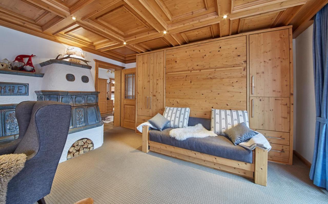 Holiday Lodge Frei & Wild Viehhofen Exterior photo