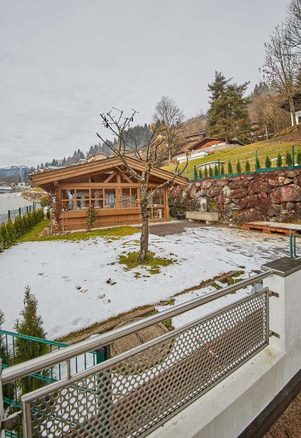 Holiday Lodge Frei & Wild Viehhofen Exterior photo
