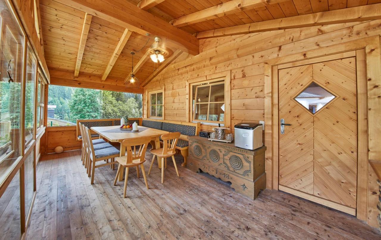 Holiday Lodge Frei & Wild Viehhofen Exterior photo